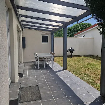 Confortable Petite Maison 2 Pieces Ferienhaus